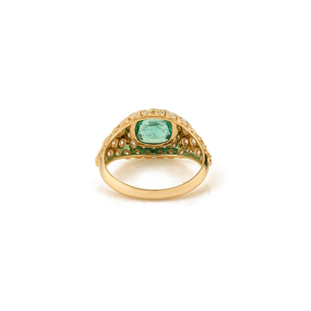 Metal VRJewels 1930s Vinatge Inspired 18k Gold Emerald Diamond Bombe Ring Size 5.5 For Sale - Image 7 of 11