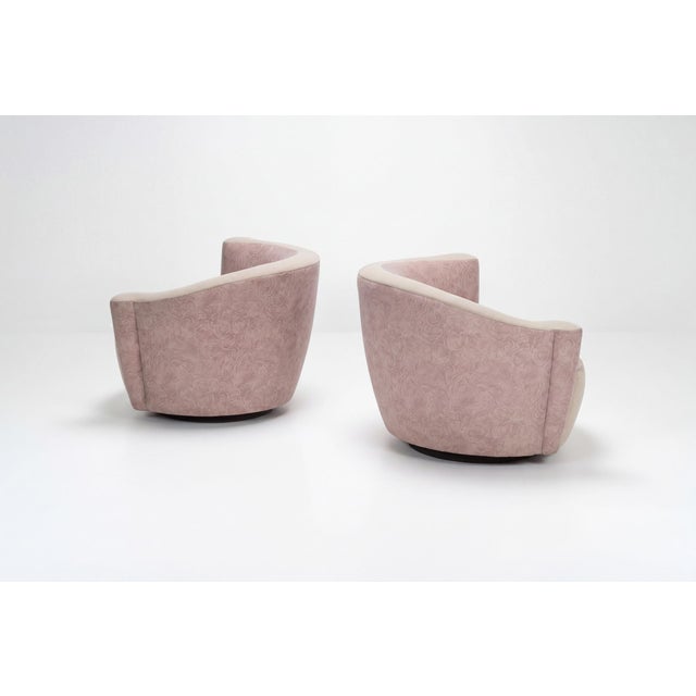 Weiman Pair of Vladimir Kagan Nautilus Swivel Chairs For Sale - Image 4 of 10