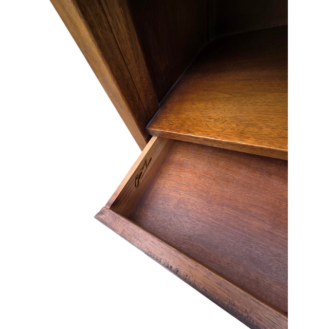 Vintage Danish Modern Century Furniture Night Stand End Table Rosewood Bronze For Sale - Image 14 of 15