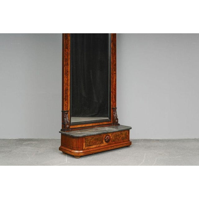 Antique Wall Mirror in Walnut, 1800s For Sale - Image 5 of 14