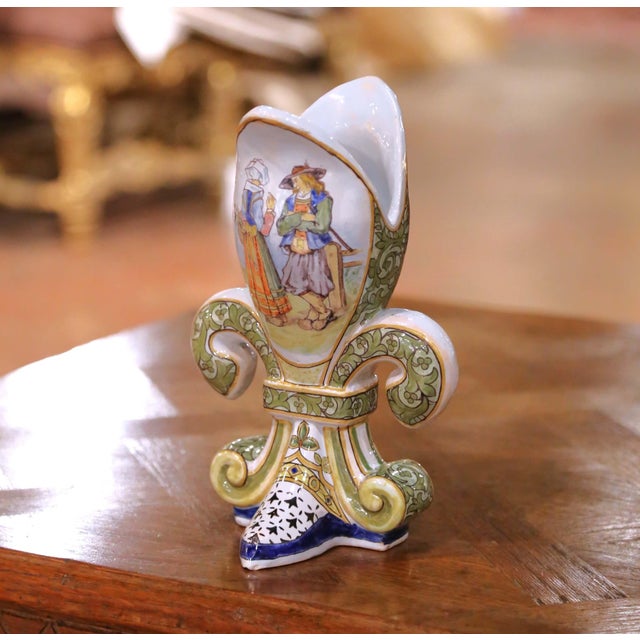 19th Century French Porquier-Beau Quimper Fleur-De-Lys Form Faience Vase For Sale In Dallas - Image 6 of 9