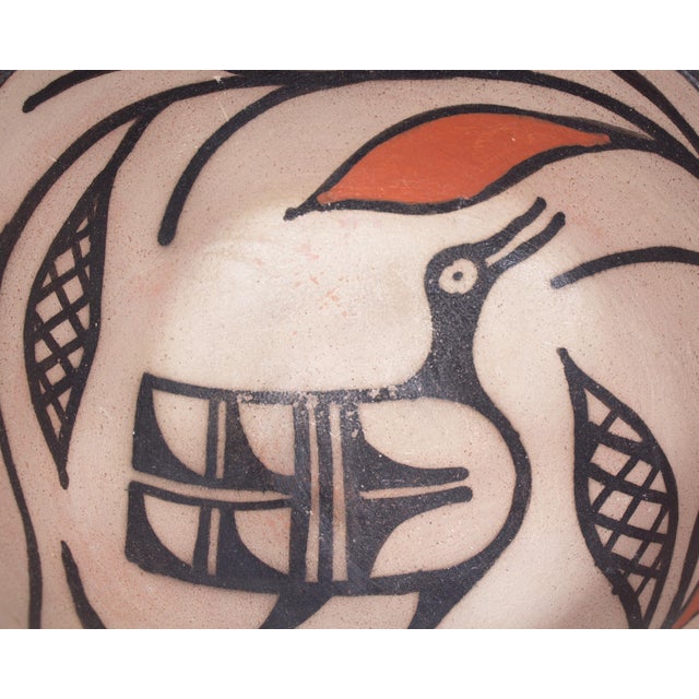 Signed 2008 Santo Domingo Pueblo Pottery Bowl With Bird by Ione Coriz For Sale In Indianapolis - Image 6 of 8
