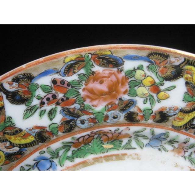 Chinese Famille Rose Butterfly Plate, 1870-80 For Sale In New York - Image 6 of 12