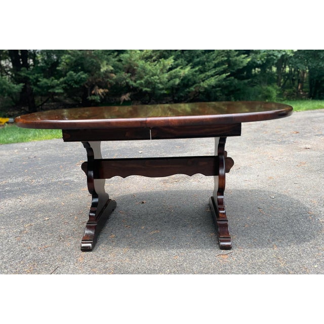 Ethan Allen Antiqued Pine Trestle Table With Two Leaves and 4 Ethan