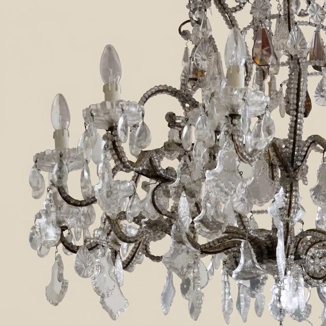 Louis XV French 18-Light Chandelier in Crystal and Metal, 18890s For Sale - Image 12 of 17