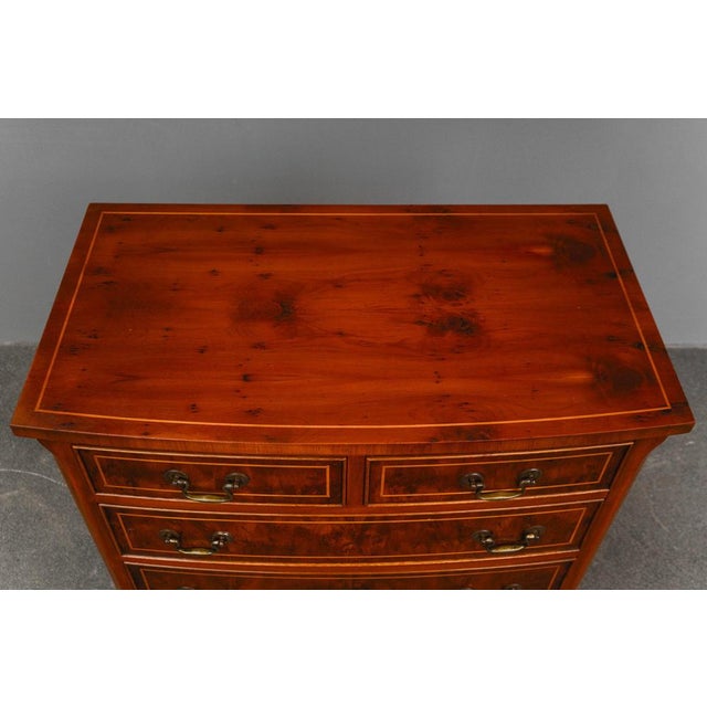 Wood English Chest of Drawers in Yew, Late 20th Century For Sale - Image 7 of 18