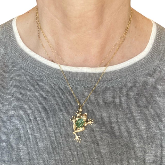 Green Vintage 14k Yellow Gold Emerald Frog Pendant Brooch For Sale - Image 8 of 8