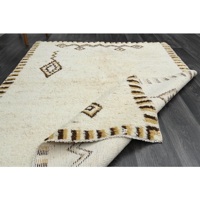 Traditional 1970s Vintage Turkish Handmade Wool & Cotton Beige Area Rug For Sale - Image 3 of 11