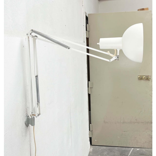 Mid-Century Modern It Task Wall Lamp from Louis Poulsen, 1970s For Sale - Image 9 of 18