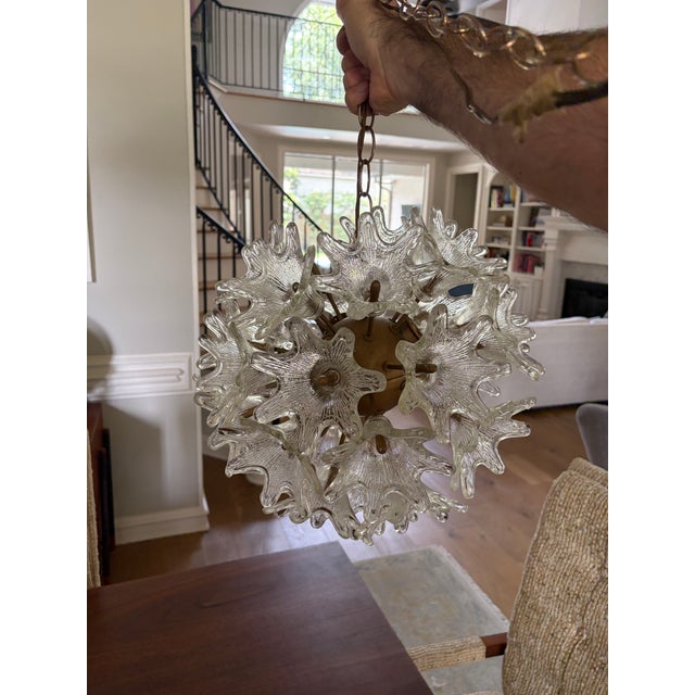 Vintage Italian Murano Style Sputnik Chandelier in the Manner of Paolo Venini "Espirit", 28 Glass Florets For Sale - Image 12 of 18