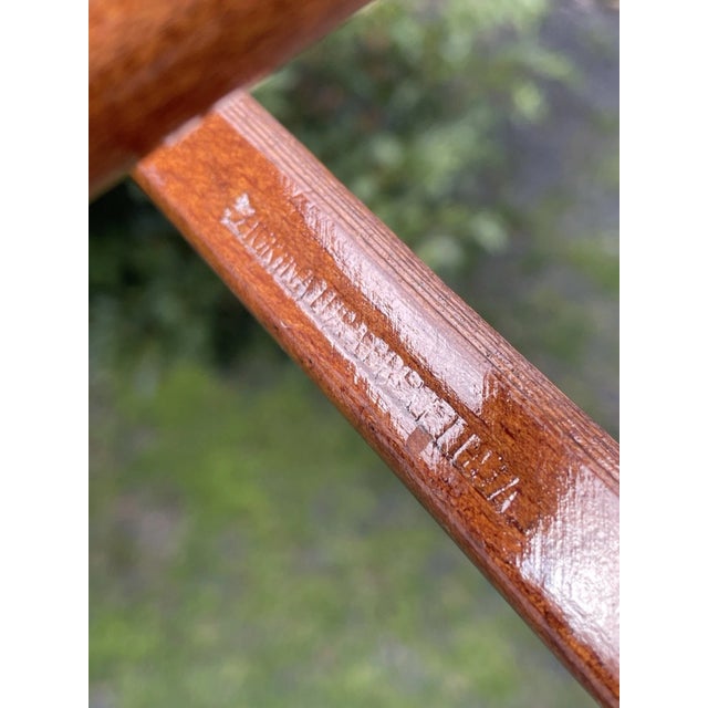 Fratelli Reguitti Rare Mid 20th Century Modern Italian Dovetail Wooden Hanger W/ Pole Fratelli Reguitti For Sale - Image 4 of 18