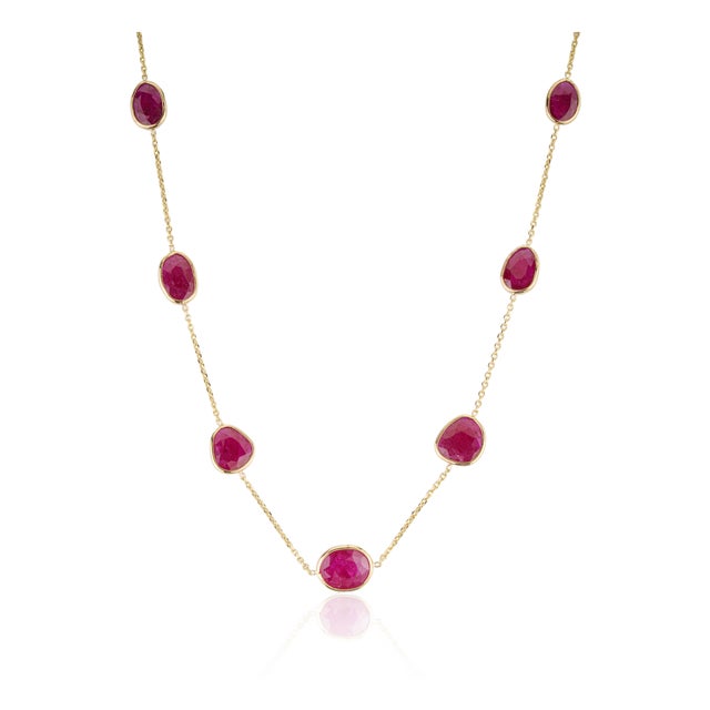 14k Gold 6.95ct Natural Mozambique Ruby Bezel Station Modern Necklace For Sale