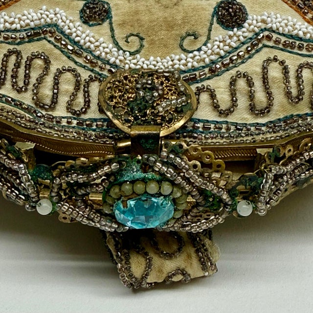 Beige Helene Dale Paris Antique Beaded and Tambour Embroidery French Made Evening Clutch For Sale - Image 8 of 10