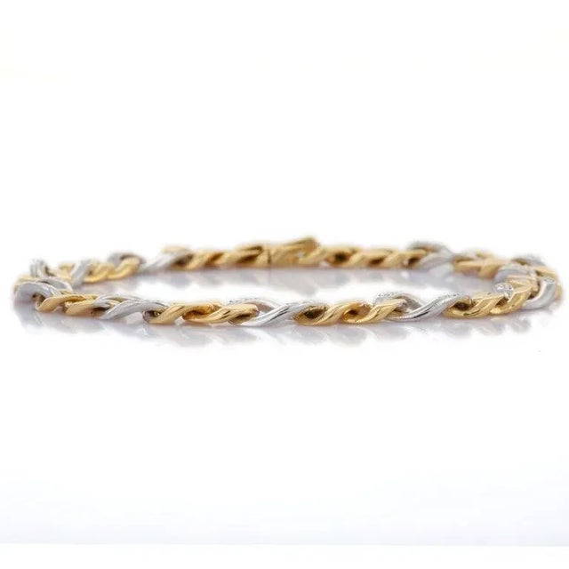 Contemporary Men's 18k Yellow Gold 0.36ct Pave Diamond Contemporary Bracelet For Sale - Image 3 of 12