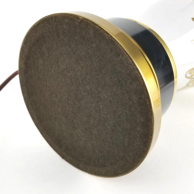 Ceramic Vintage Neoclassical Stiffel Table Lamp White Porcelain Gold Greek Chariot Design For Sale - Image 7 of 12