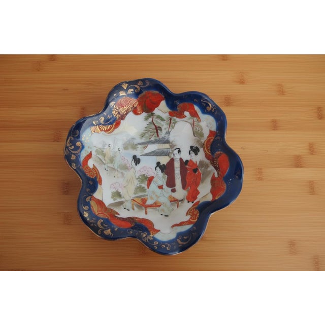 Ceramic Japanese Kutani Red Blue & Gold Figural Porcelain Small Lotus Trinket Bowl Set For Sale - Image 7 of 11
