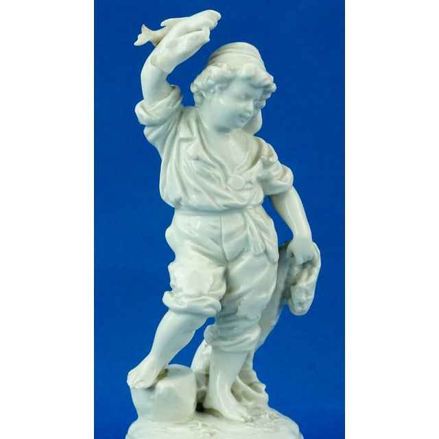 Antique young fisherman figurine in white porcelain from Ginori Doccia, early 19th For Sale - Image 9 of 18