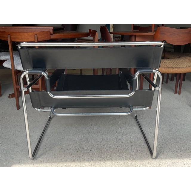 Mid-Century Modern Mid-Century B3 Wassily Armchair by Marcel Breuer for Knoll Inc / Knoll International For Sale - Image 3 of 16
