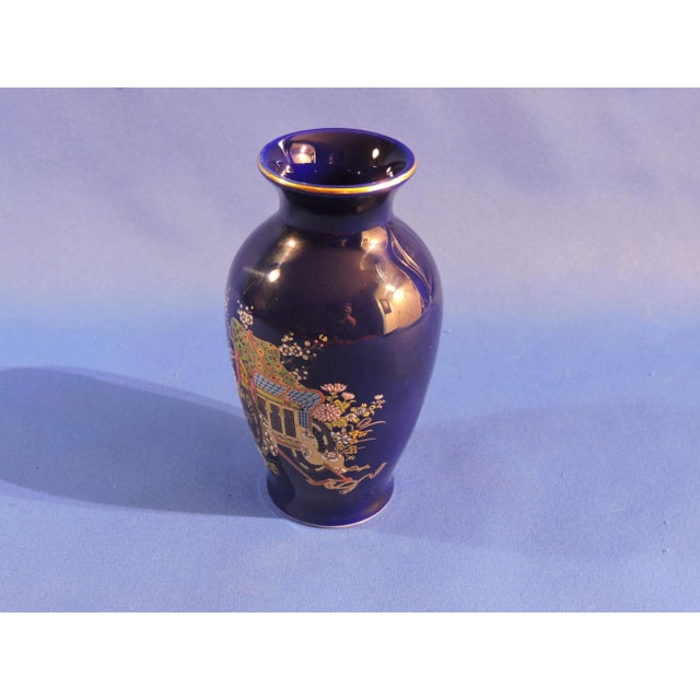 1960s Late 20th Century Satsuma Ware Cobalt Porcelain Rickshaw Painted Vase For Sale - Image 5 of 8