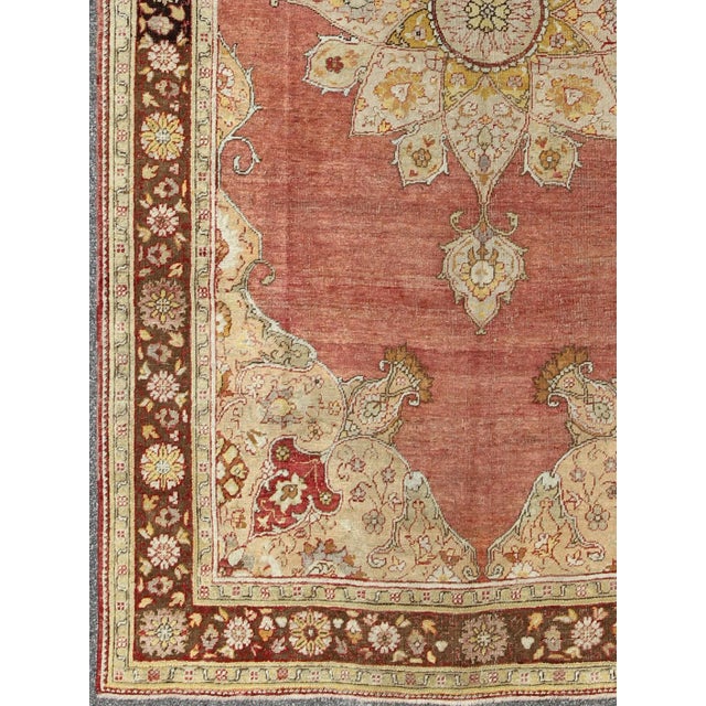 Antique Medallion Oushak Rug, Keivan Woven Arts/ rug /EL-13072, country of origin / type: Turkey / Oushak, circa...