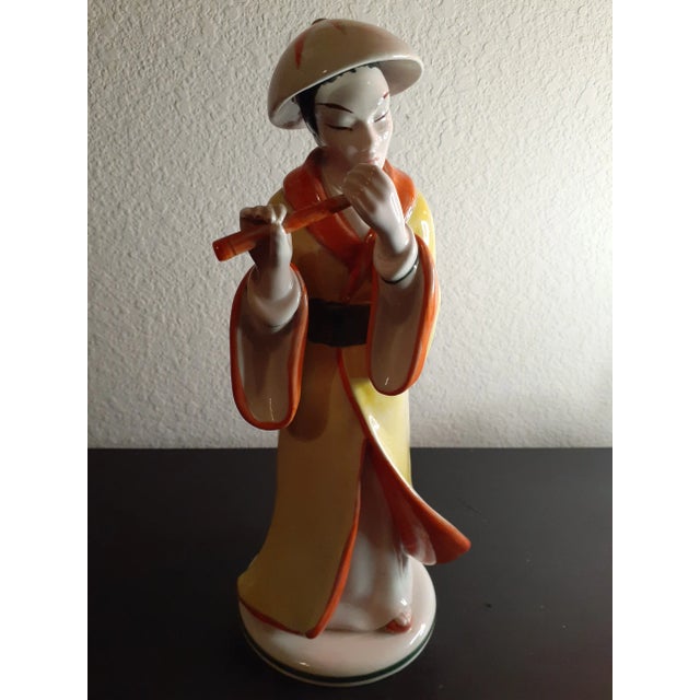 This is an EXQUISITE Fine Porcelain 12" Kimono Japanese Musical Figurine Made in Italy.