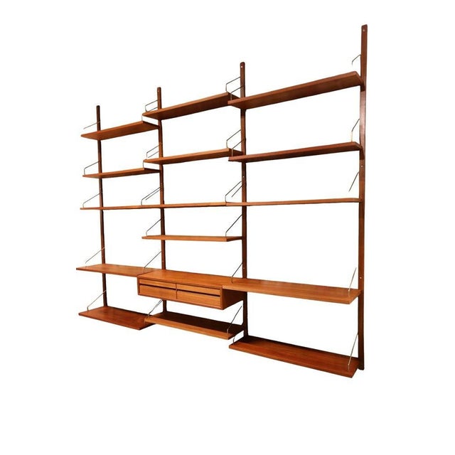 Mid-Century Modern Large Wall-Mounted Shelving System in Teak by Poul Cadovius for Cado, 1960s For Sale - Image 3 of 18