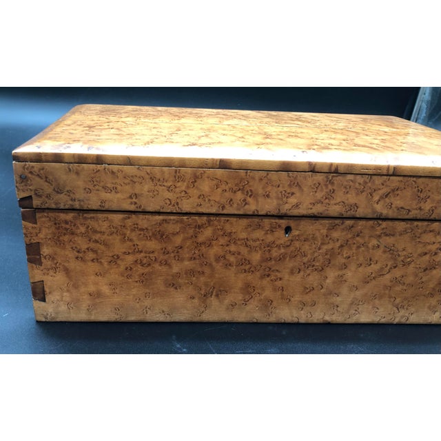 Mid 19th Century 19 Century Birds Eye Maple American Wood Box, Hinged Lid For Sale - Image 5 of 17