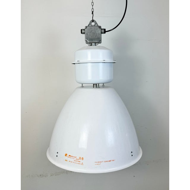 Metal Large Industrial Factory Lamp in White Enamel from Elektrosvit, 1990s For Sale - Image 7 of 16