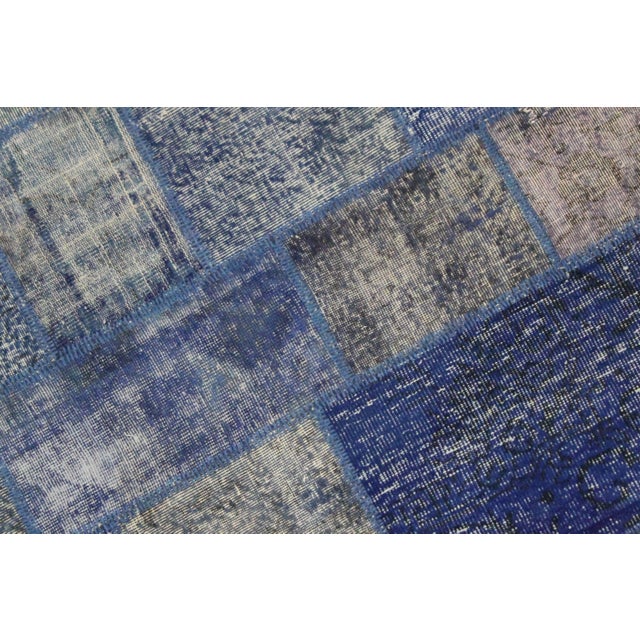 Transitional Handmade Vintage Patchwork Rug.6'3" X 9'6" For Sale - Image 3 of 4