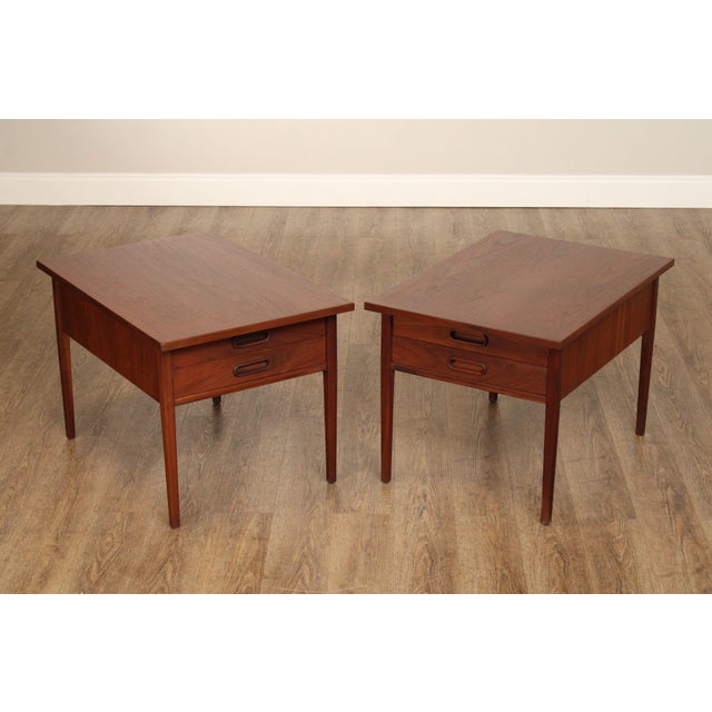 High Quality Vintage Pair of Walnut Side Tables, Each with Two Dovetailed Drawers