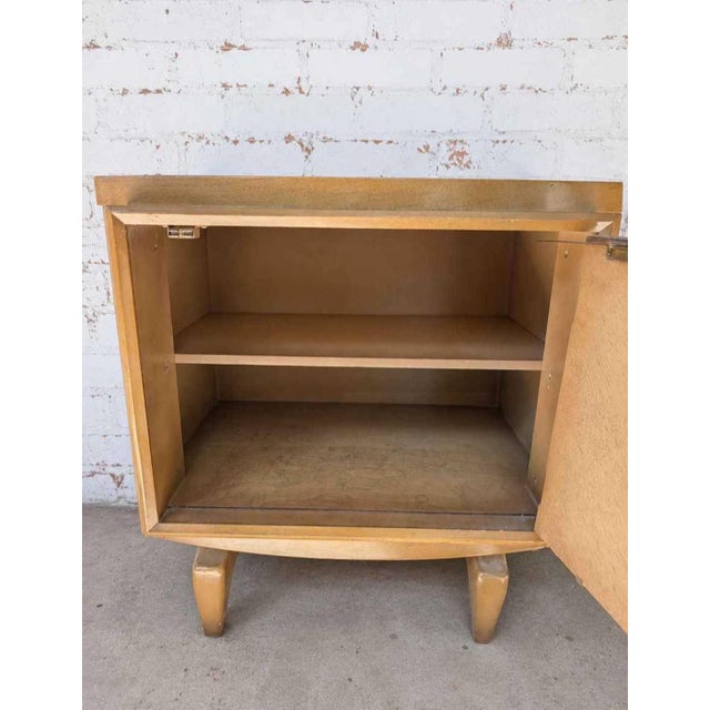 Vintage Hoke Mid Century End Tables – 1960s MCM Bedside Cabinets - Cottagecore, Sculpted Wood For Sale - Image 4 of 7
