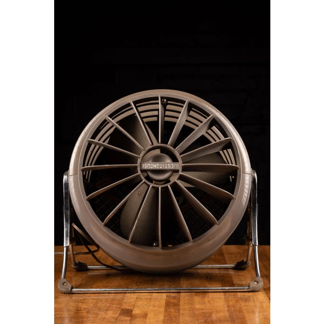 Mid-Century Modern Vintage Mid Century Westinghouse Desk Fan For Sale - Image 3 of 7
