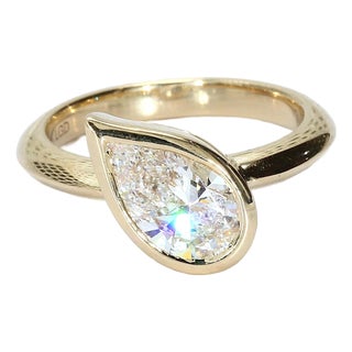 14k Yellow Gold and Tilted Lab Grown Pear-Shape Diamond Ring, Size 5 For Sale