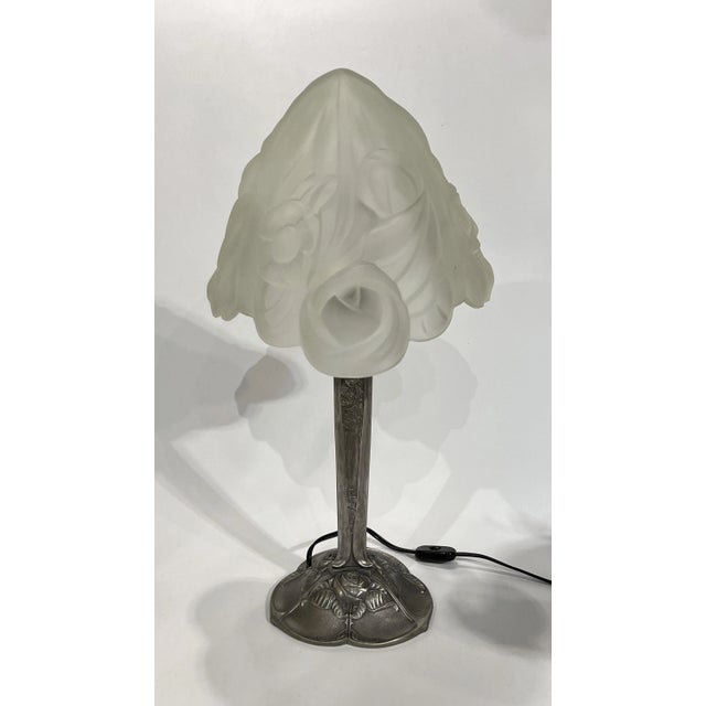 1980s Art Deco Silvered Bronze and Frosted Glass Table Lamp For Sale - Image 12 of 12