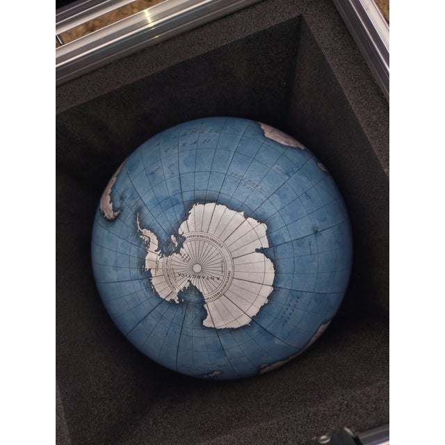 Blue Bellerby & Co. Globemakers 2017 NetJets Commission Mini Desk Globe For Sale - Image 8 of 11