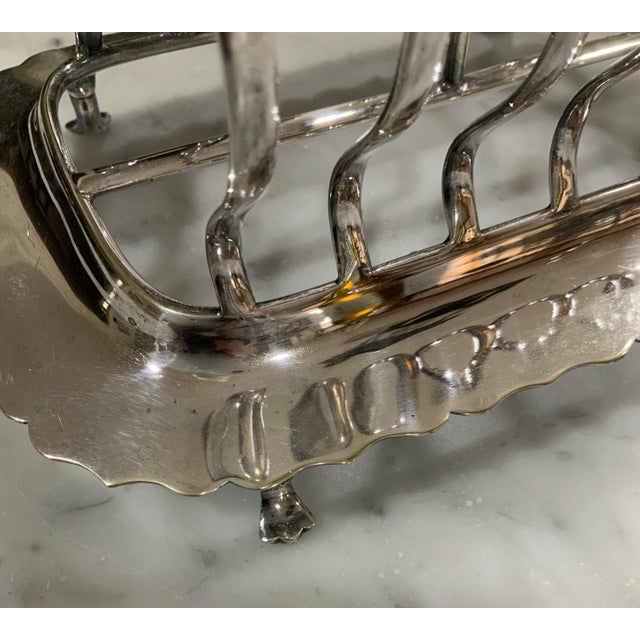 Mid 20th Century English Sheffield - Mappin & Webb Princes Plate 6‑Slice Skirted & Footed Silverplate Toast Rack - Cottagecore, Breakfast, Entertaining - See Pics! For Sale - Image 5 of 7
