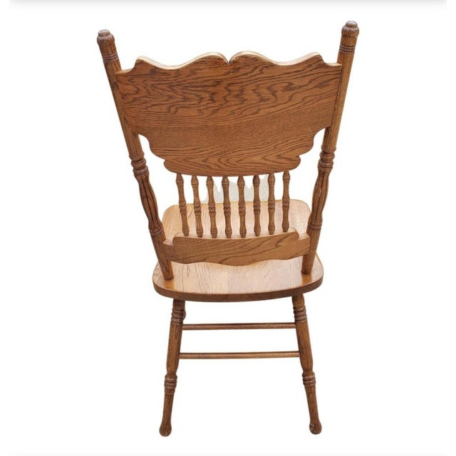 Vintage Amish Oak Country Pressed Back Spindle Chairs, a Set of 4