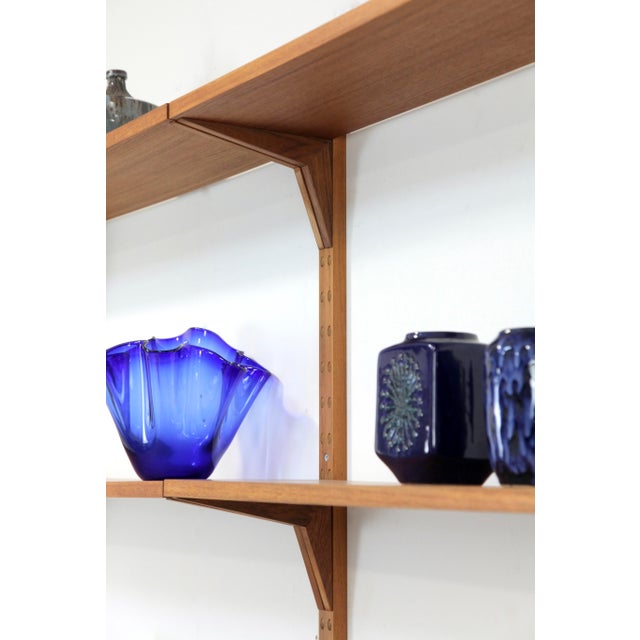 3-Strip Wall Shelf in Teak by Poul Cadovius for Cado, 1960s, Set of 16 For Sale - Image 9 of 18