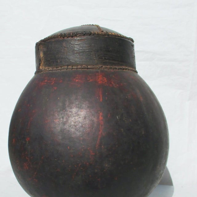 Senufo Tribal Gourd Basket Container Early 20th Century For Sale - Image 4 of 9