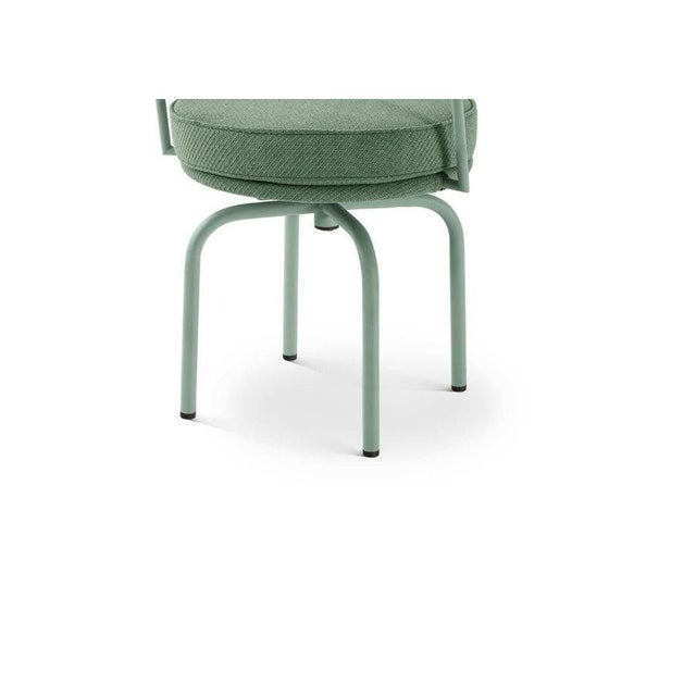 7 Swivel Chair, Outdoor by Charlotte Perriand for Cassina For Sale - Image 3 of 10