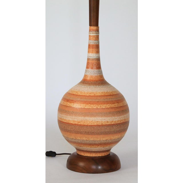 Wood Mid-Century Modern Ceramic and Walnut Lamp For Sale - Image 7 of 12