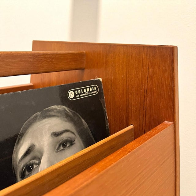 Bruksbo Rosewood Magazine Rack by Rolf Hesland for Bruksbo, 1960s For Sale - Image 4 of 6