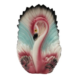 1950s Mid-Century California Ceramic Pottery Pink Flamingo W/ Open Wings Tv Table Lamp For Sale