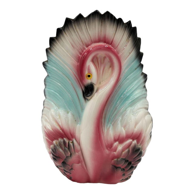 1950s Mid-Century California Ceramic Pottery Pink Flamingo W/ Open Wings Tv Table Lamp For Sale