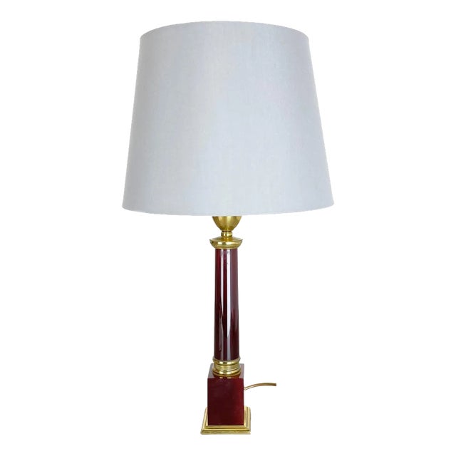 Modernist Italian Red Catalina and Brass Tube Table Light, 1960s For Sale