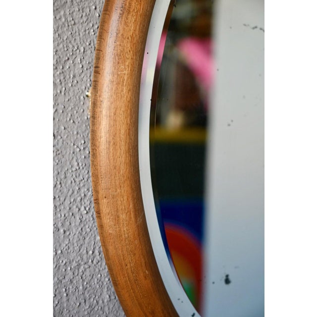 1960s Vintage Oval Dressing Table Mirror in Beveled Oak and Chrome Finish, 1960s For Sale - Image 5 of 10