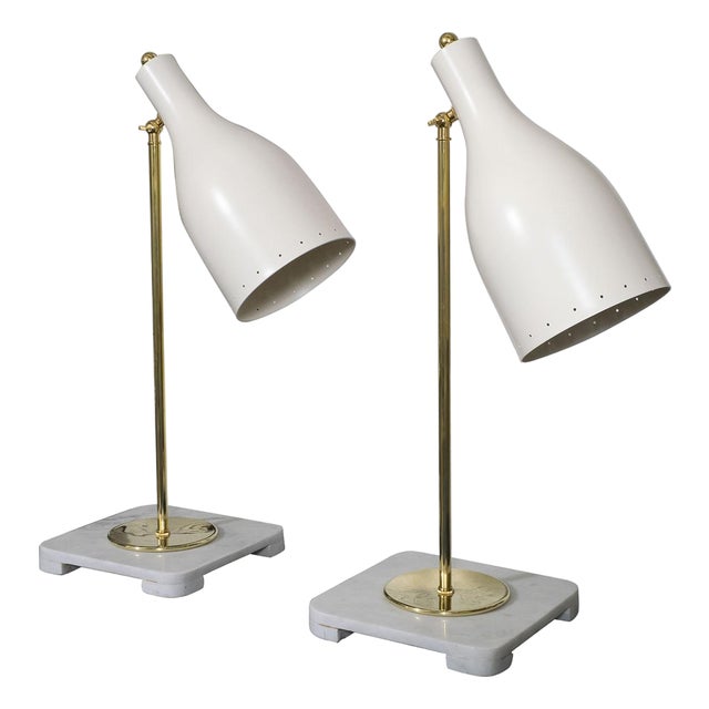 Pair of articulated Stilnovo style table lamps For Sale