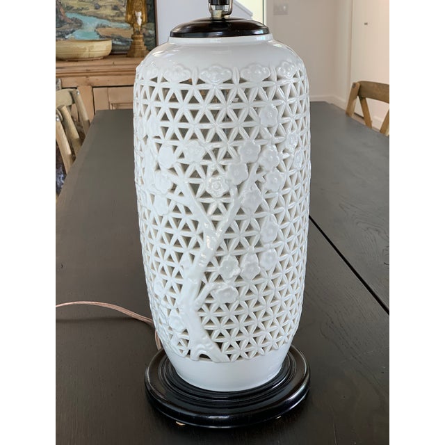 Early 20th Century Reticulated White Ginger Jar Lamp Wood Base and Cap