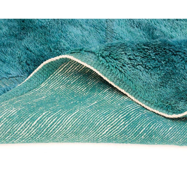 Ombre Diamond-Lattice Hand-Knotted Moroccan Wool Rug | 10'1" X 6'9" | One of a Kind For Sale - Image 9 of 10