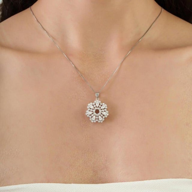 Gemstone Moissanite Open Center Snowflake Flower Pendant in Solid Silver For Sale - Image 7 of 14